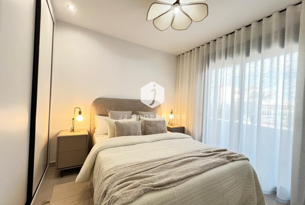 Neue Gebäude - Chalet -
Benferri - Benfis Park