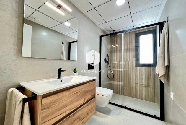 Neue Gebäude - Chalet -
Benferri - Benfis Park