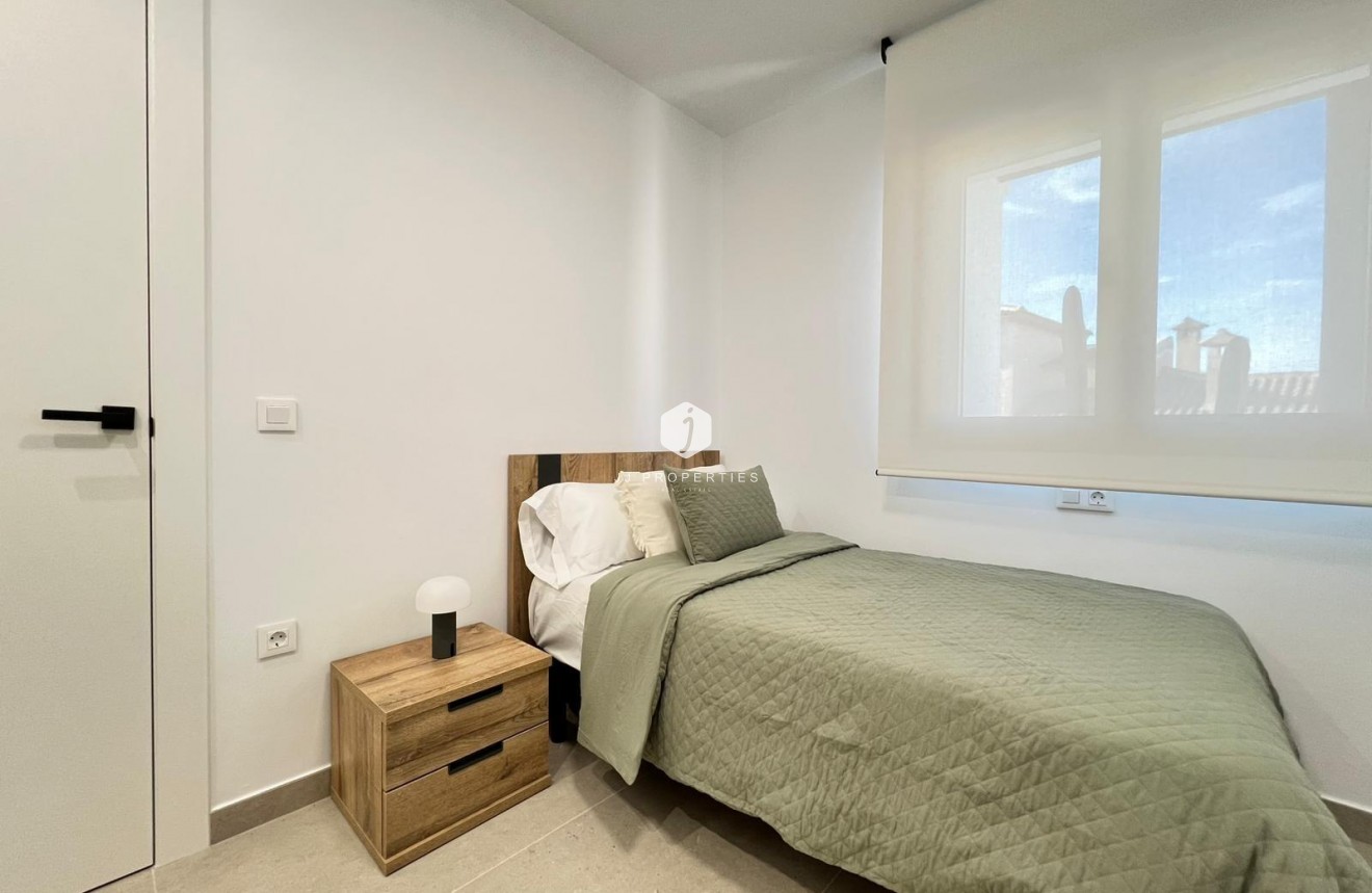 Neue Gebäude - Chalet -
Benferri - Benfis Park