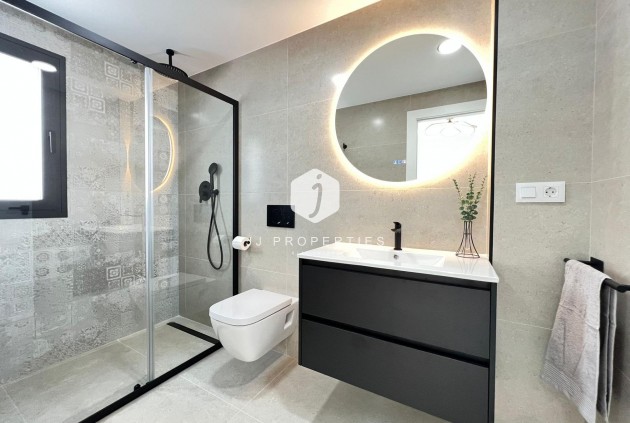 Neue Gebäude - Chalet -
Benferri - Benfis Park