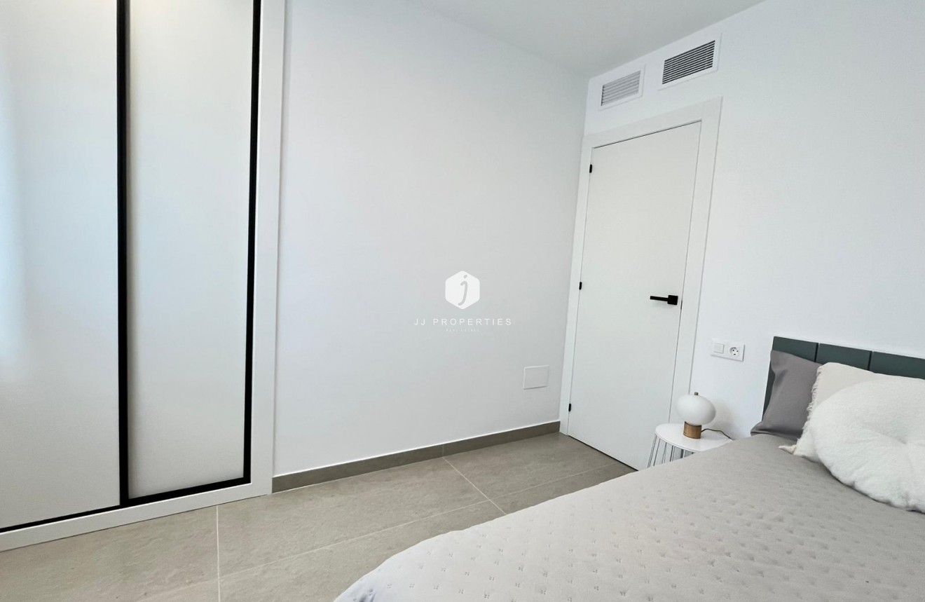 Neue Gebäude - Chalet -
Benferri - Benfis Park