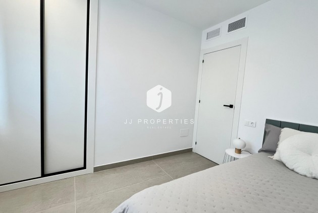 Neue Gebäude - Chalet -
Benferri - Benfis Park