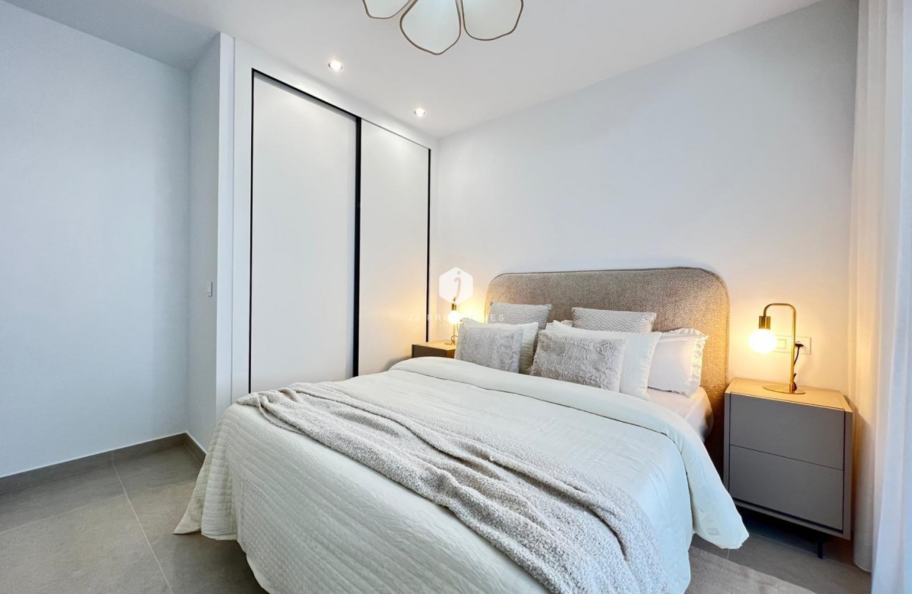 Neue Gebäude - Chalet -
Benferri - Benfis Park