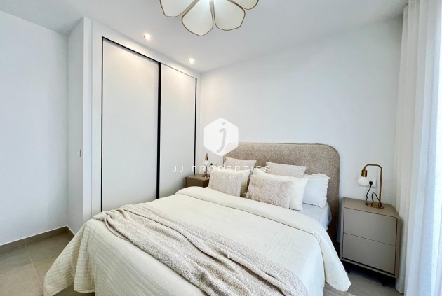 Neue Gebäude - Chalet -
Benferri - Benfis Park