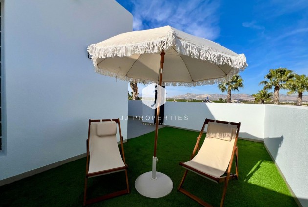 Neue Gebäude - Chalet -
Benferri - Benfis Park