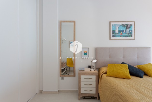 D'occasion - Appartement -
Torrevieja - Costa Blanca