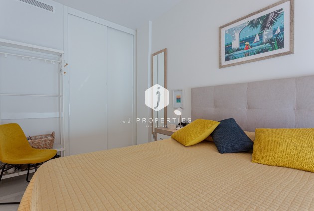 D'occasion - Appartement -
Torrevieja - Costa Blanca
