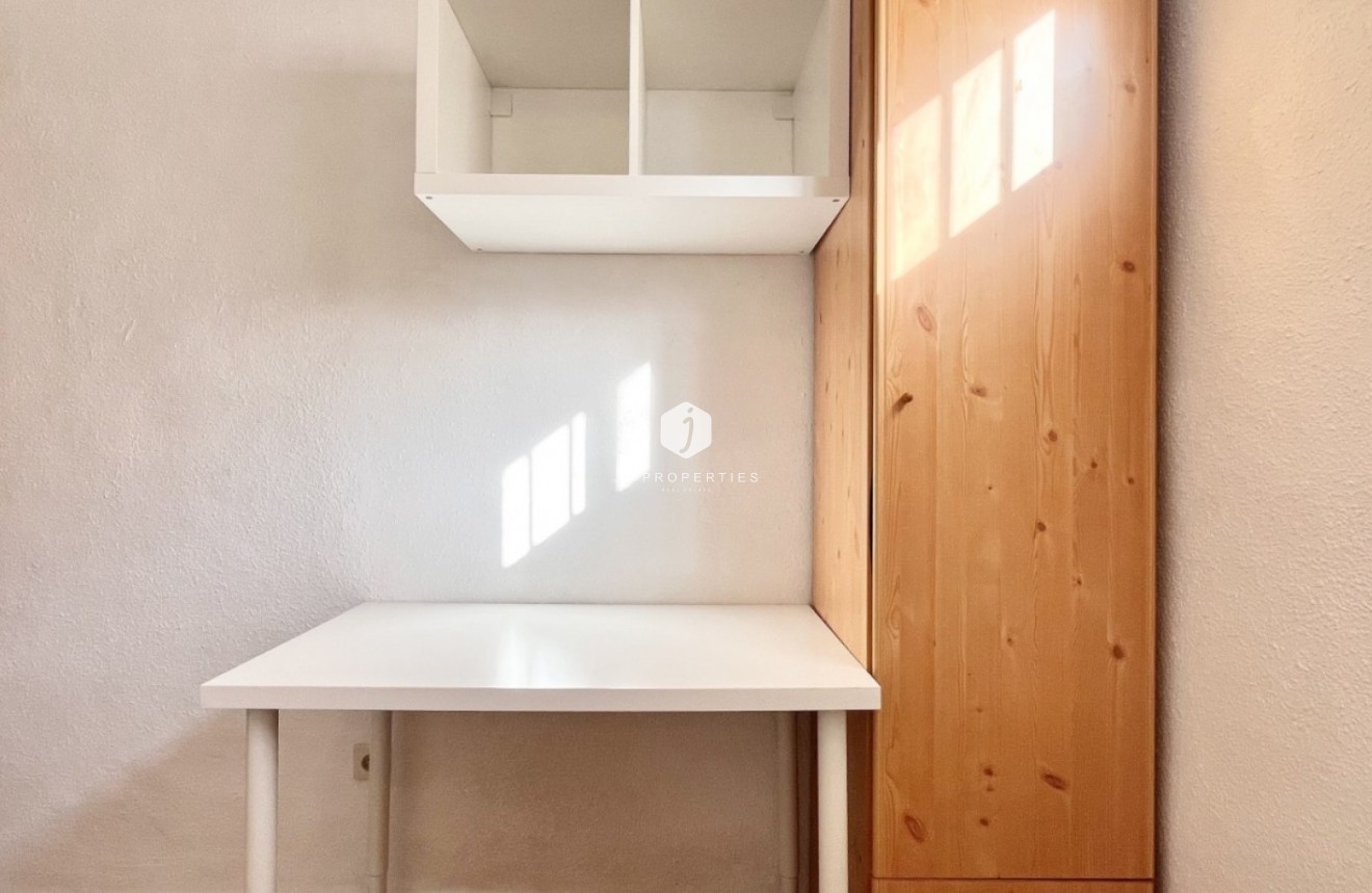 Resale - Chalet -
Torrevieja - Costa Blanca