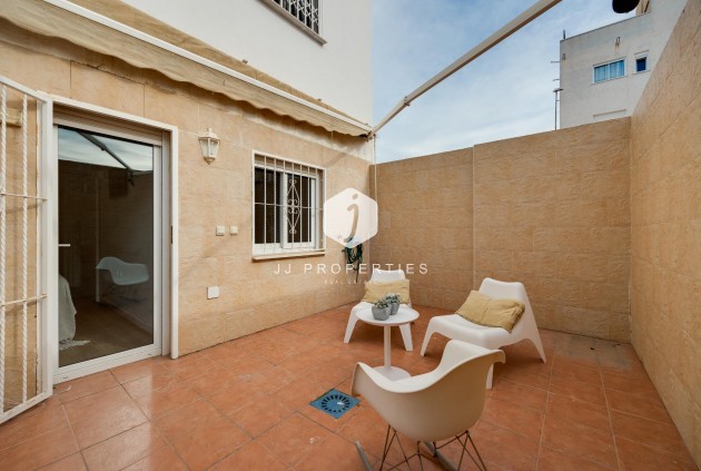 Resale - Apartment / flat -
Torrevieja - Centro