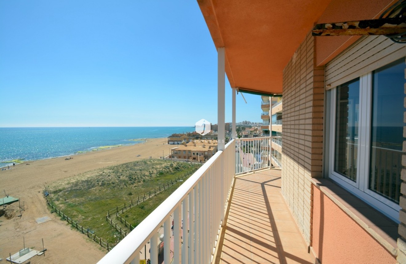 Resale - Apartment / flat -
Torrevieja - Costa Blanca