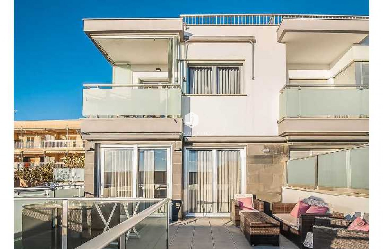 Resale - Chalet -
Guardamar del Segura - Costa Blanca