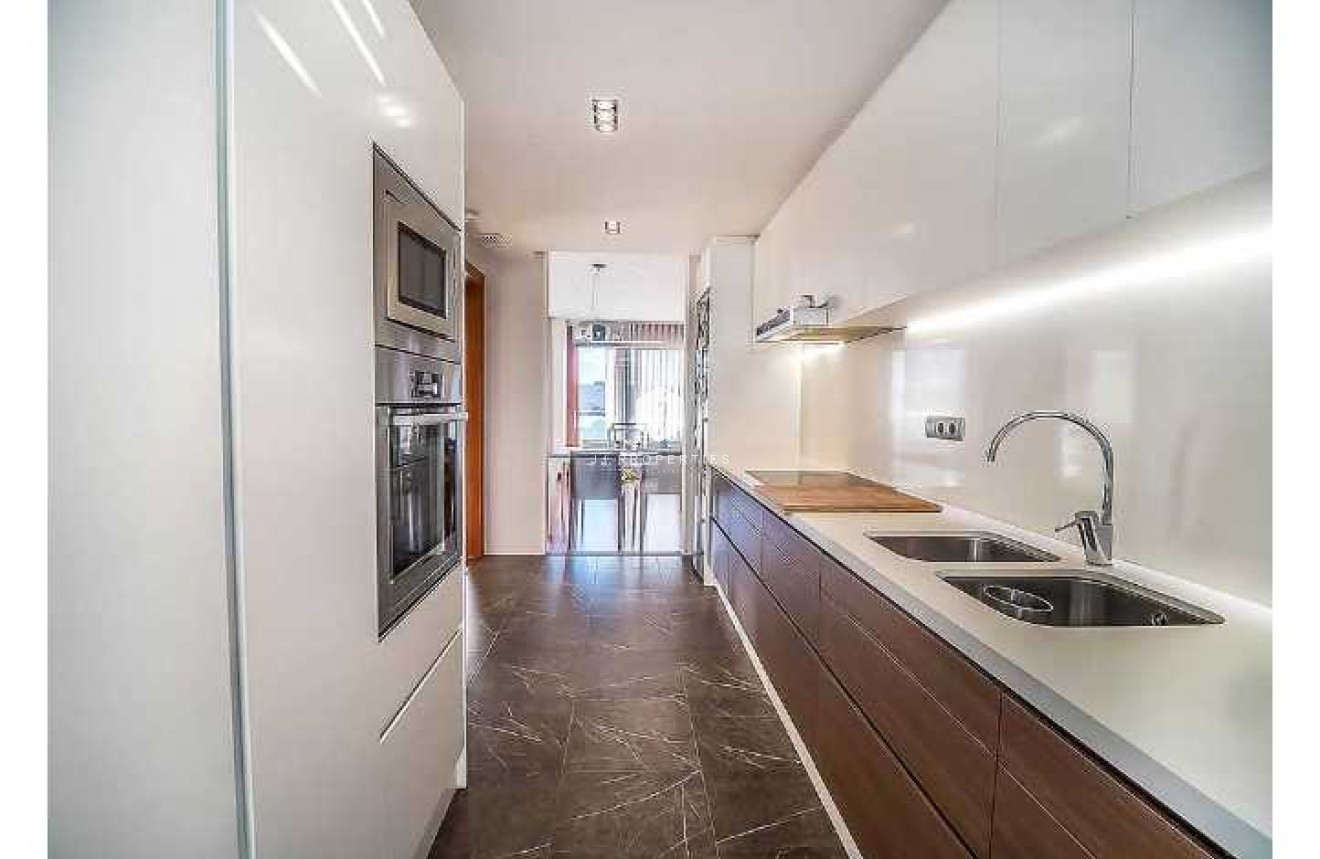 Resale - Chalet -
Guardamar del Segura - Costa Blanca