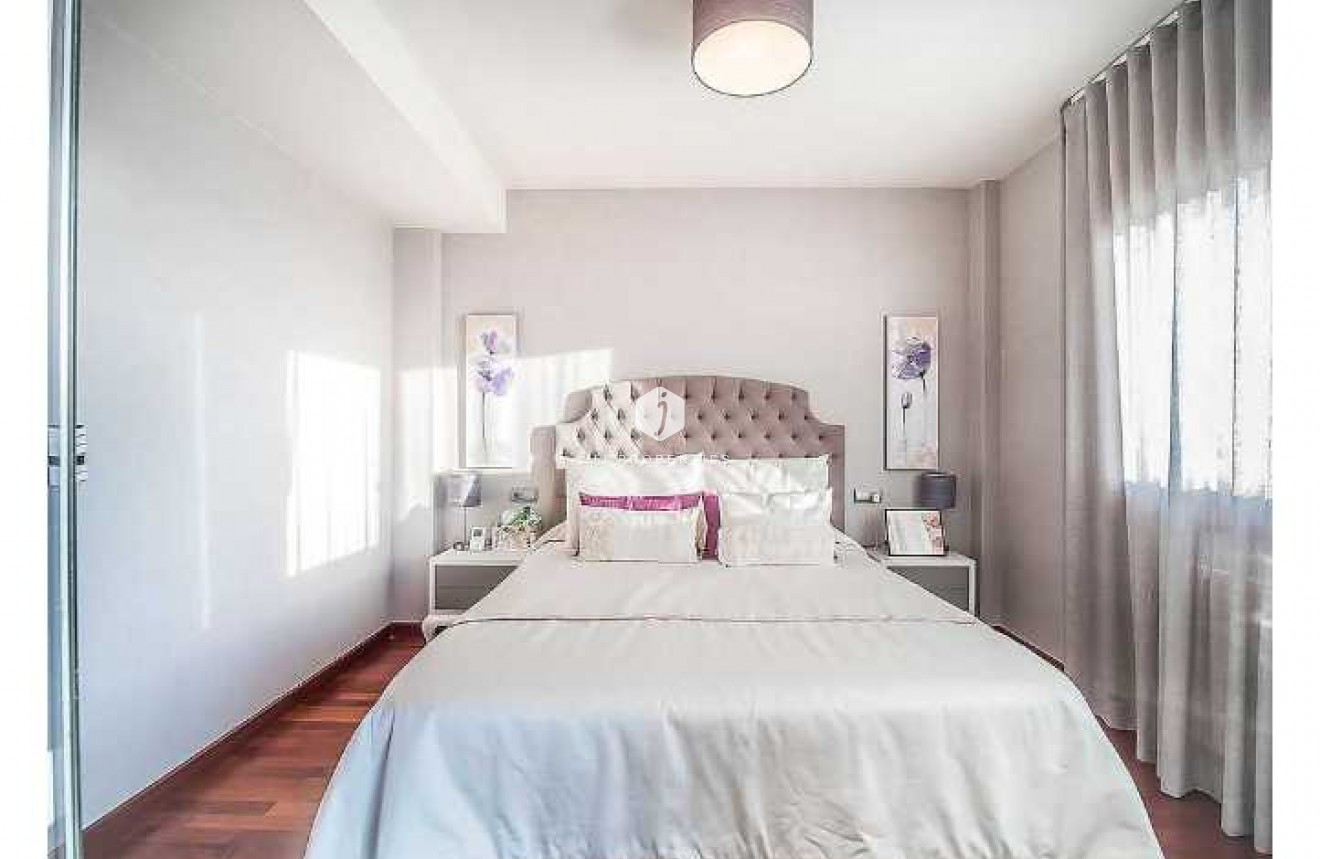 Resale - Chalet -
Guardamar del Segura - Costa Blanca