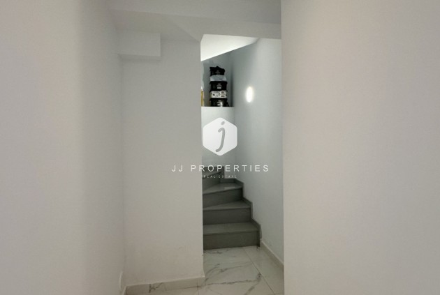 Resale - Villa -
Rojales - Inland