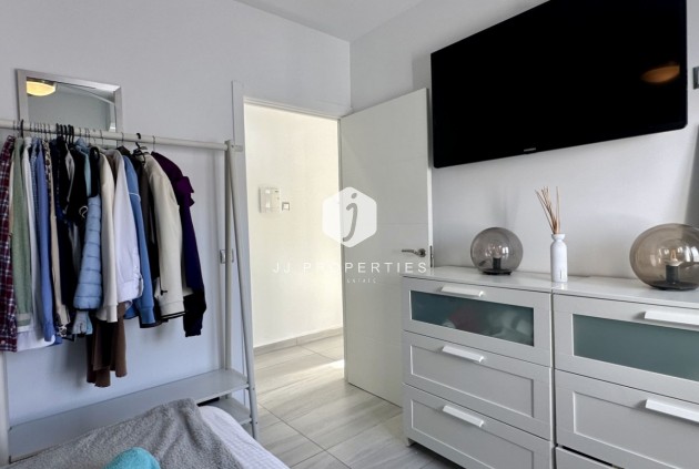 Resale - Villa -
Rojales - Inland