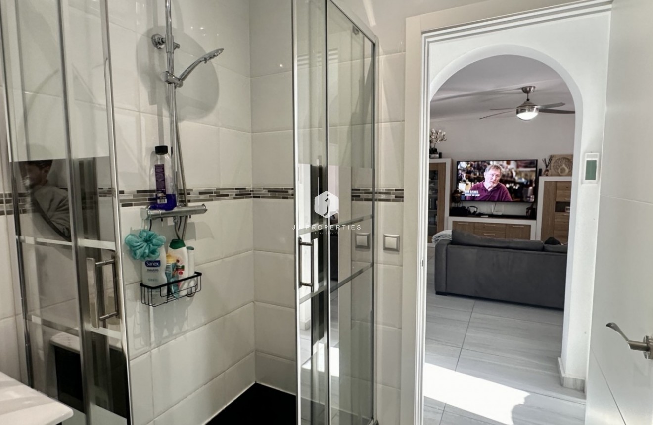 Resale - Villa -
Rojales - Inland