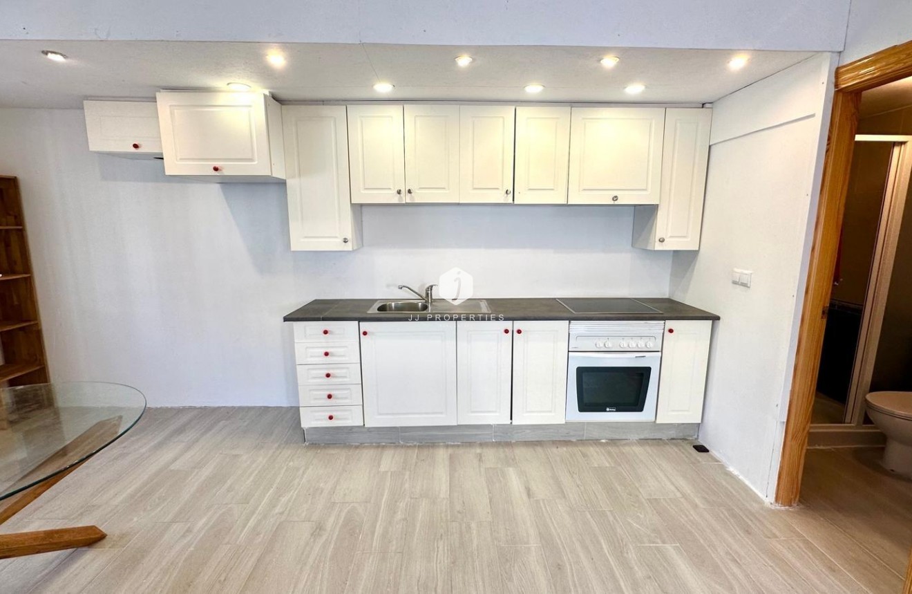 Resale - Chalet -
Torrevieja - Carrefour