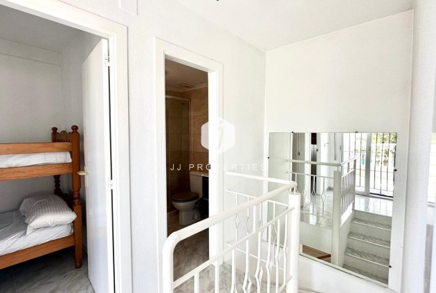 Resale - Chalet -
Torrevieja - Carrefour