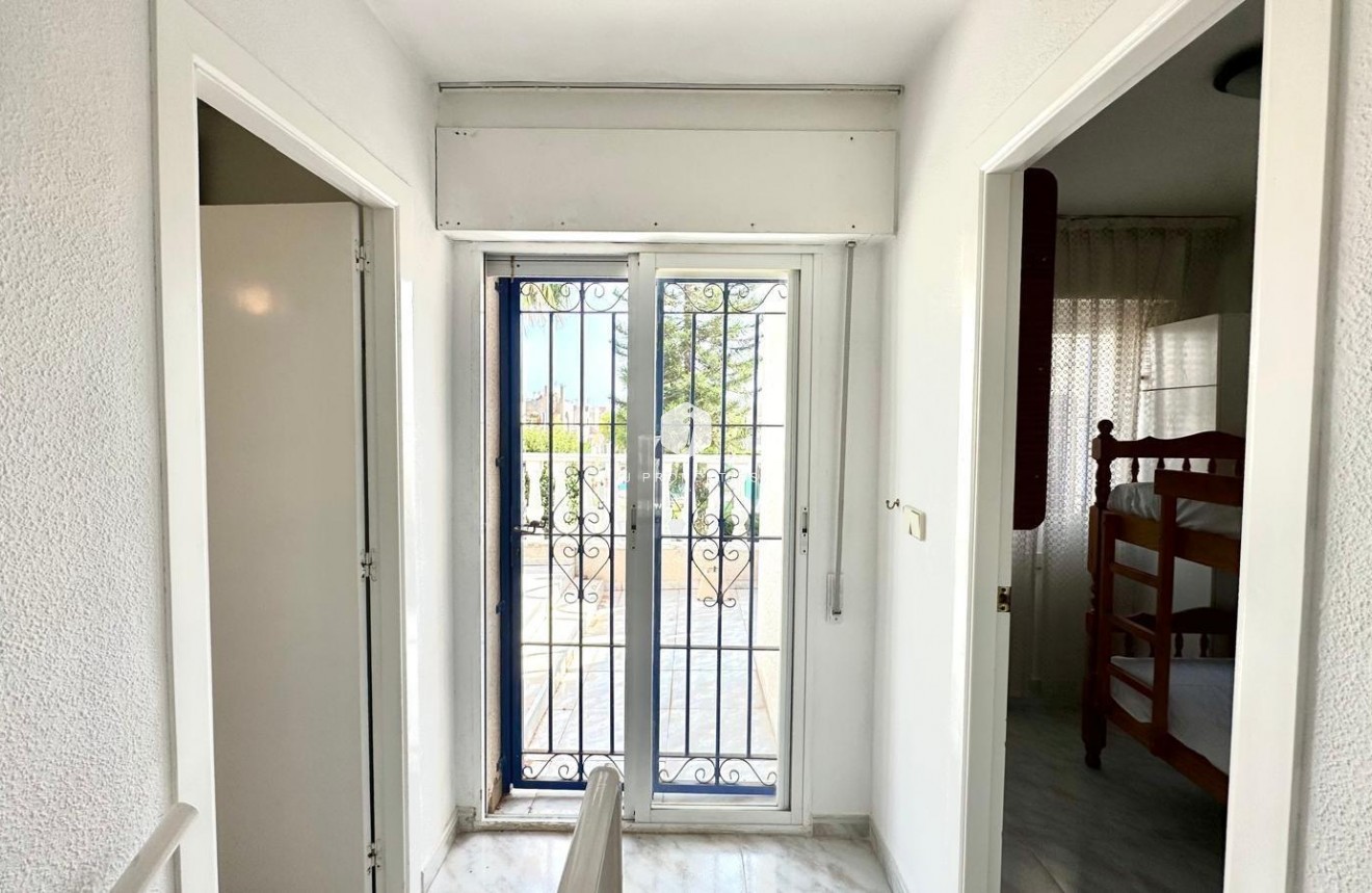 Resale - Chalet -
Torrevieja - Carrefour