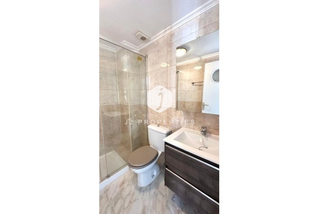 Resale - Chalet -
Torrevieja - Carrefour