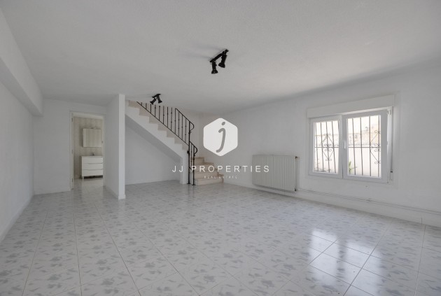 Resale - Chalet -
Torrevieja - La Siesta - El Salado - Torreta