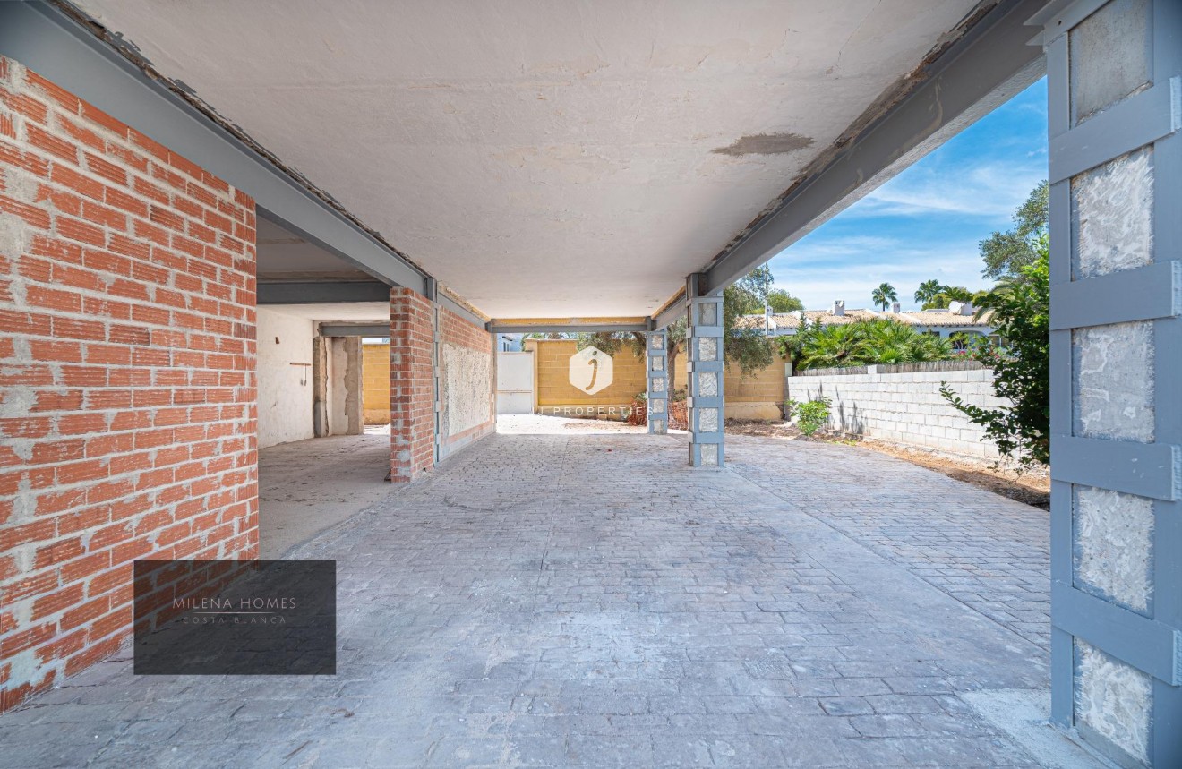 D'occasion - Villa -
Cabo Roig