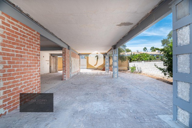 D'occasion - Villa -
Cabo Roig