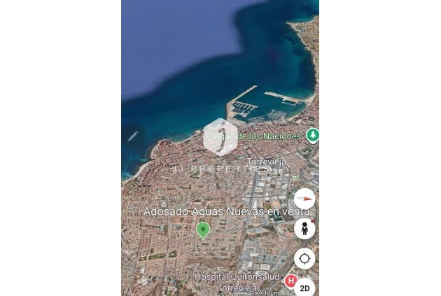 Resale - Chalet -
Torrevieja - Zona Los Frutales