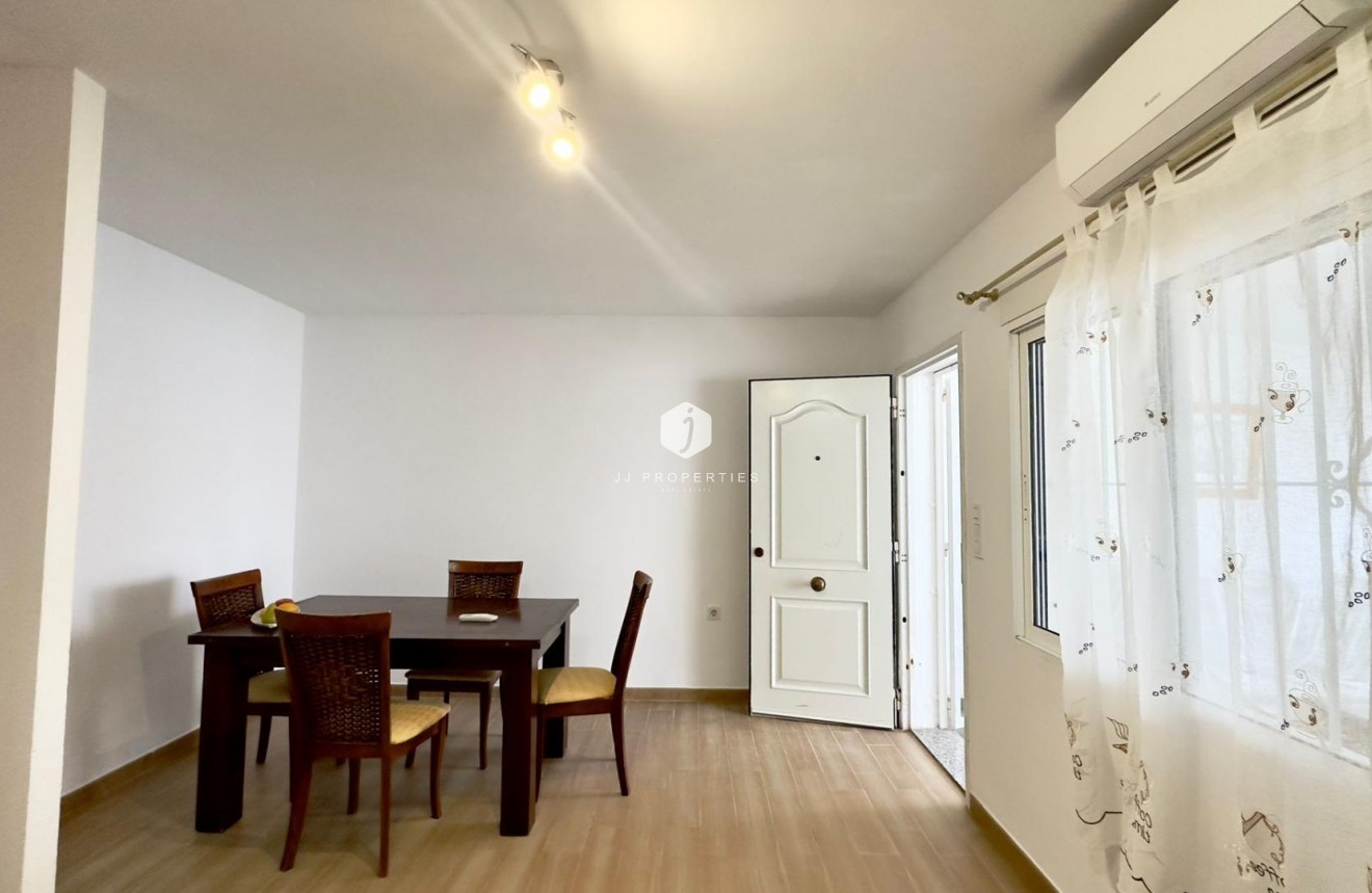 D'occasion - Bungalow -
Torrevieja - El Limonar