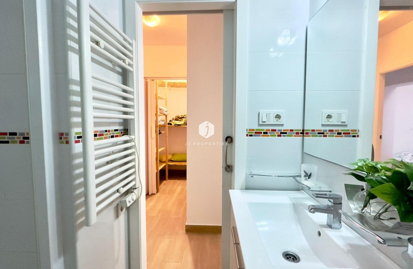 D'occasion - Bungalow -
Torrevieja - El Limonar