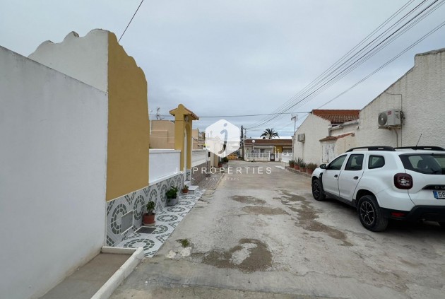 D'occasion - Bungalow -
Torrevieja - El Limonar