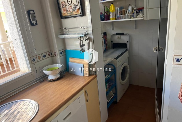 Resale - Apartment / flat -
Orihuela Costa - Campoamor