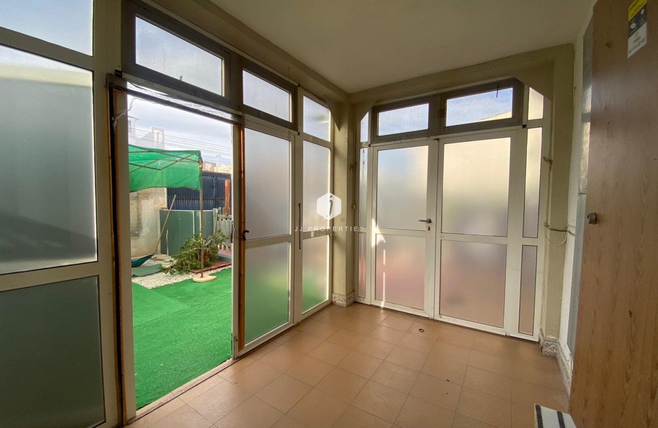 D'occasion - Bungalow -
Torrevieja - Torretas