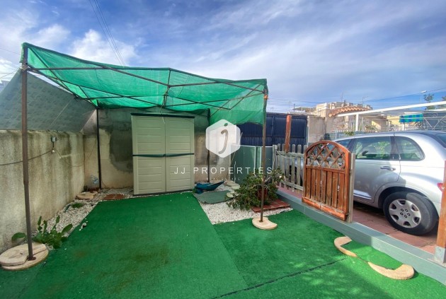 D'occasion - Bungalow -
Torrevieja - Torretas