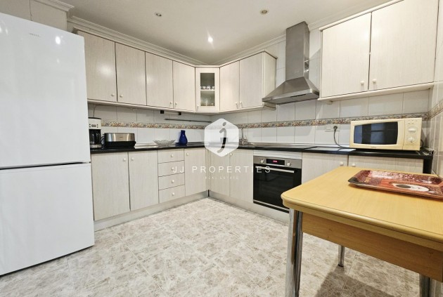 D'occasion - Appartement -
Torrevieja - Estacion de autobuses