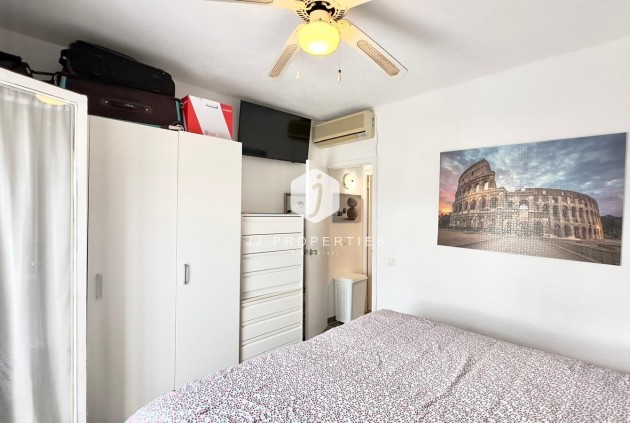 Resale - Chalet -
Torrevieja - La Siesta - El Salado - Torreta