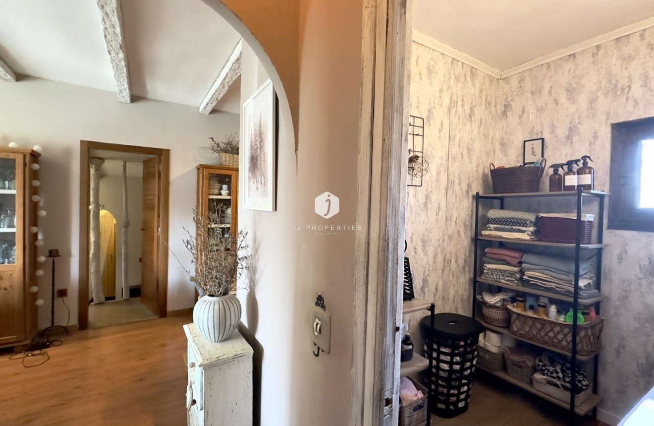 Resale - Villa -
Torrevieja - Torreblanca