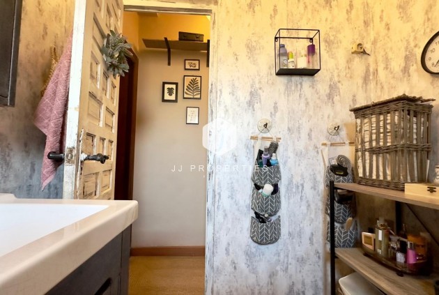 Resale - Villa -
Torrevieja - Torreblanca