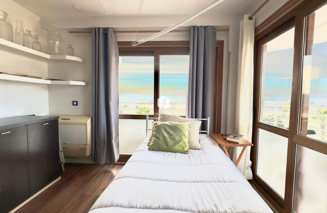 Resale - Apartment / flat -
Torrevieja - La veleta