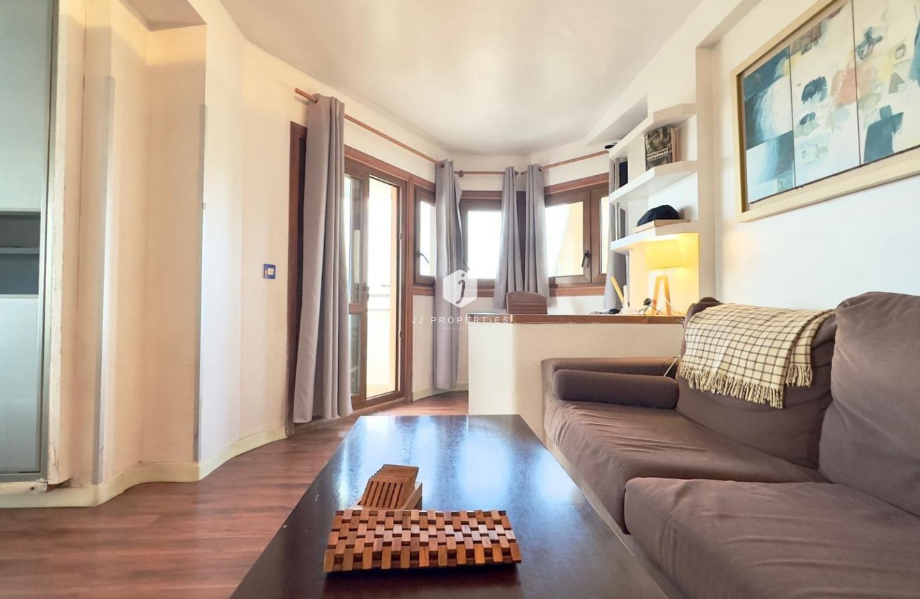 Resale - Apartment / flat -
Torrevieja - La veleta