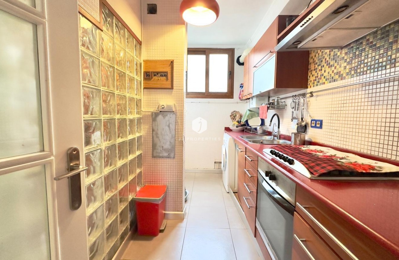 Resale - Apartment / flat -
Torrevieja - La veleta