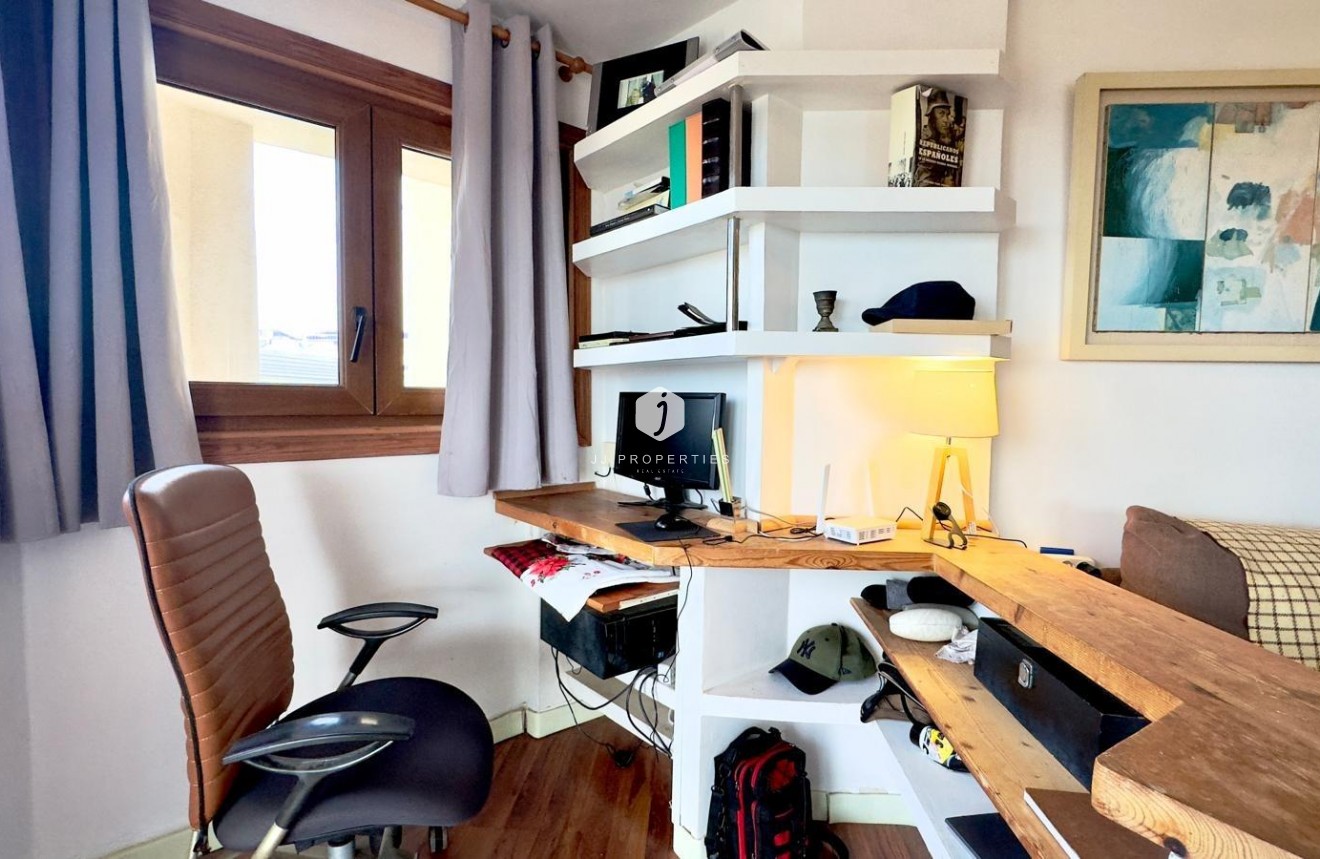 Resale - Apartment / flat -
Torrevieja - La veleta