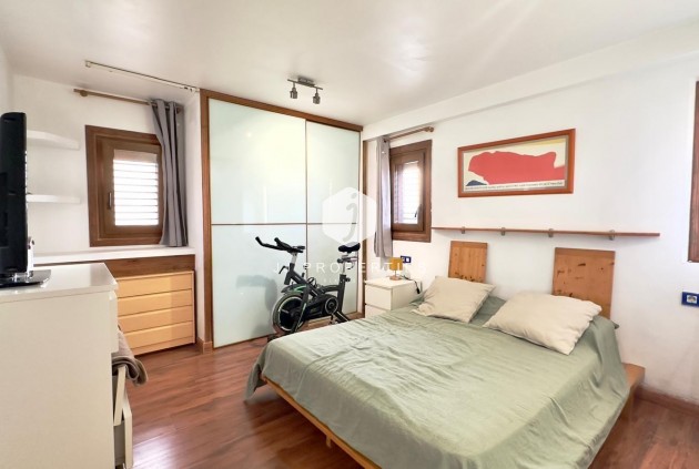 Resale - Apartment / flat -
Torrevieja - La veleta