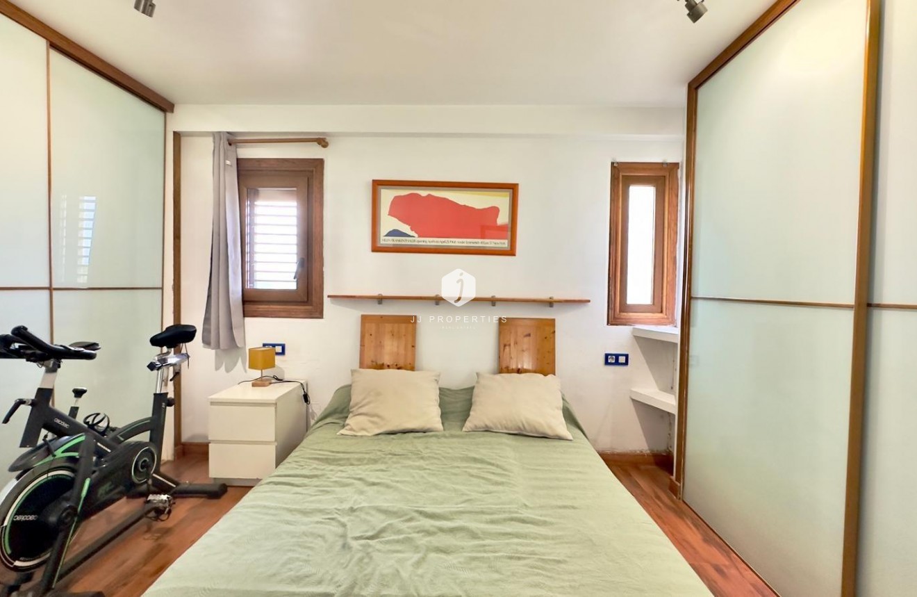 Resale - Apartment / flat -
Torrevieja - La veleta