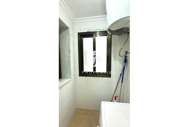 Resale - Apartment / flat -
Torrevieja