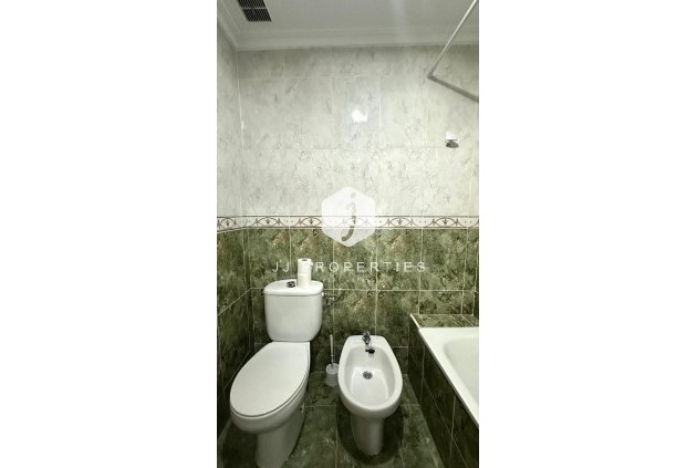 Resale - Apartment / flat -
Torrevieja