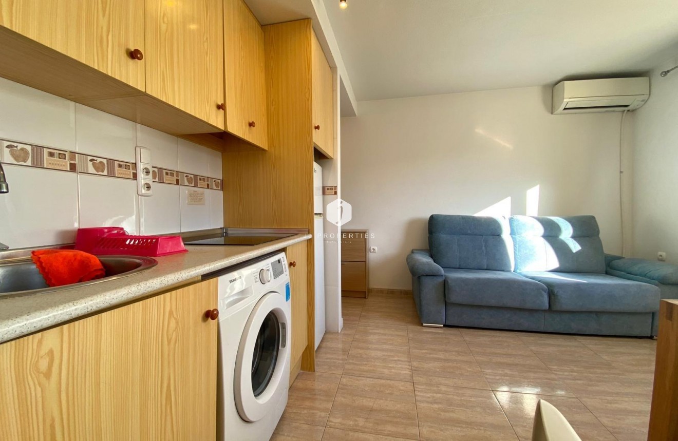 Resale - Apartment / flat -
Torrevieja