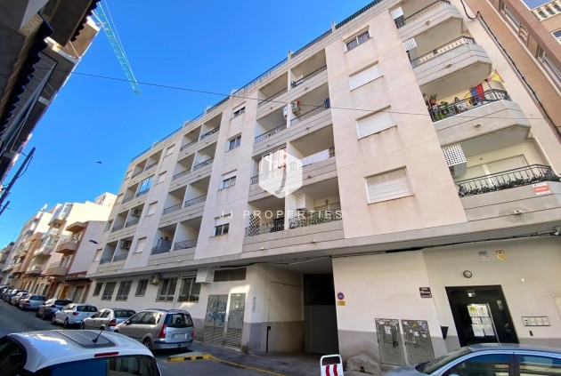 Resale - Apartment / flat -
Torrevieja