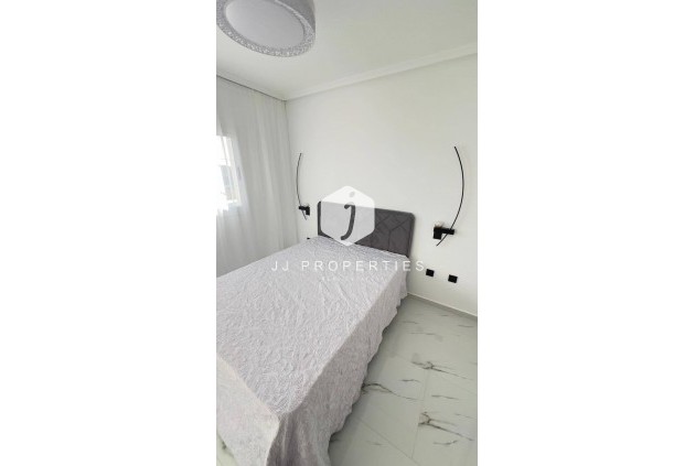 Resale - Penthouse -
Orihuela Costa - La Zenia