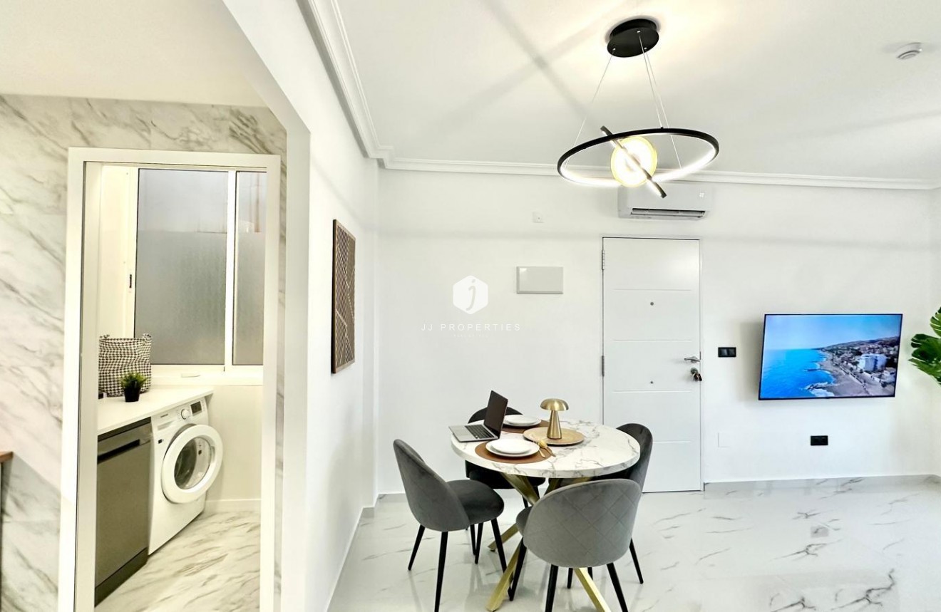 Resale - Bungalow -
Orihuela Costa - Playa Flamenca Norte